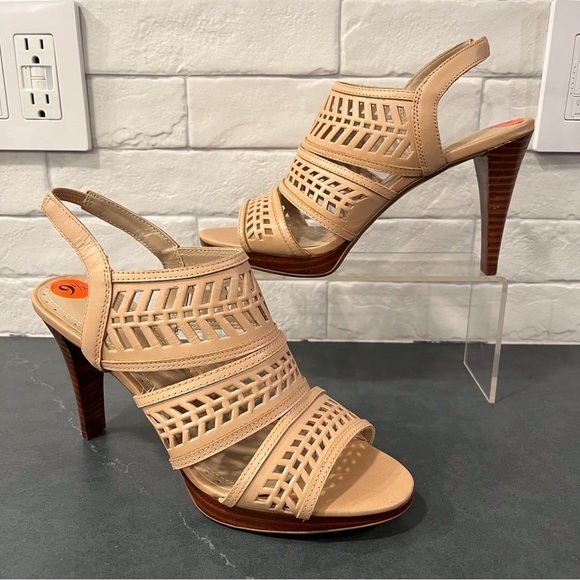 Adrienne Vittadini sz 9.5 Prim cutout leather strappy platform heels - Picture 3 of 16